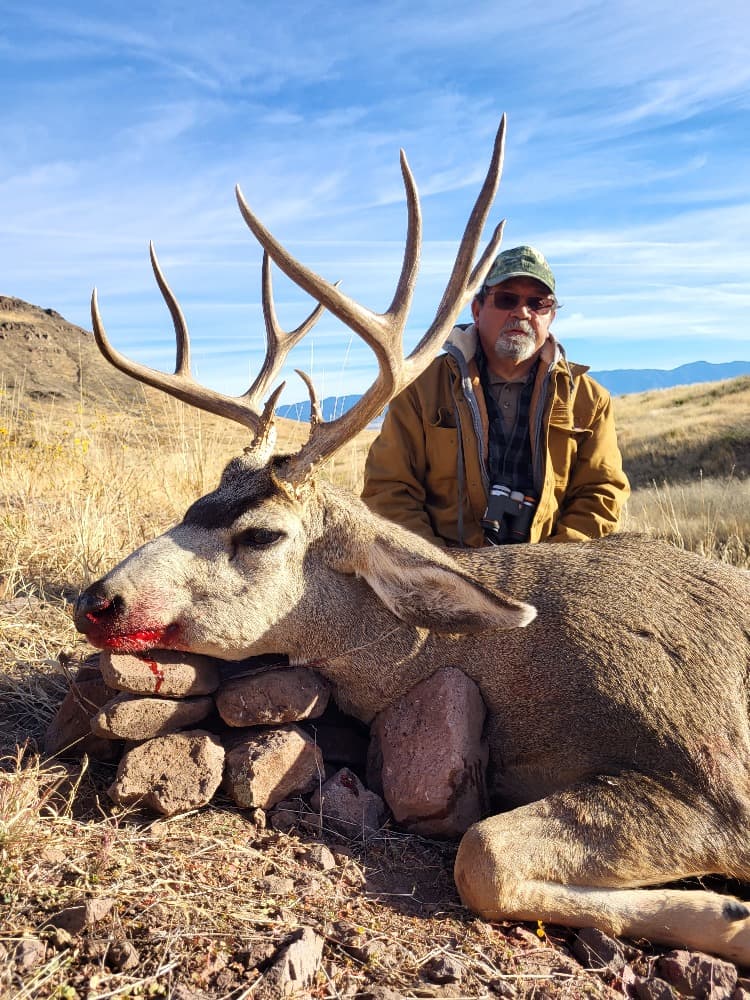 Mule deer hunting photo 11 - Arizona hunting with AZ B and B Outfitters LLC